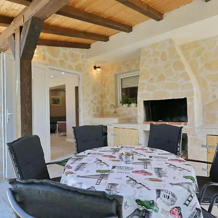 Charming Holiday House Mini Mia Ferienhaus