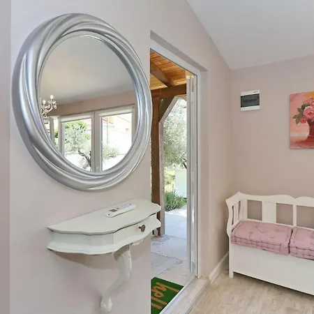 Charming Holiday House Mini Mia Ferienhaus *