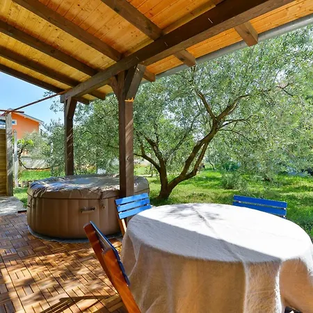 Ferienhaus Charming Holiday House Mini Mia *