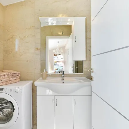 Charming Holiday House Mini Mia Zadar